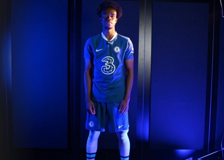 开云体育在线-切尔西坚持楚克乌梅卡永久转会，拒绝租借选项