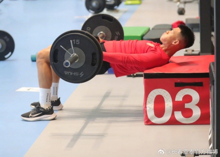 开云体育官方网站登陆-亚泰将士今日收假 全力备战9月保级大决战