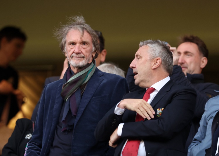 英力士收购曼联导致尼斯资金断流，欧战资格面临严峻挑战