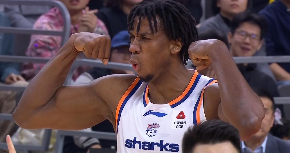 开云体育网址-2连败广东再传4坏消息！新添2员伤兵，一夜3人离队，CBA杯更难了